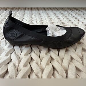 Chic Black Ballet Flats